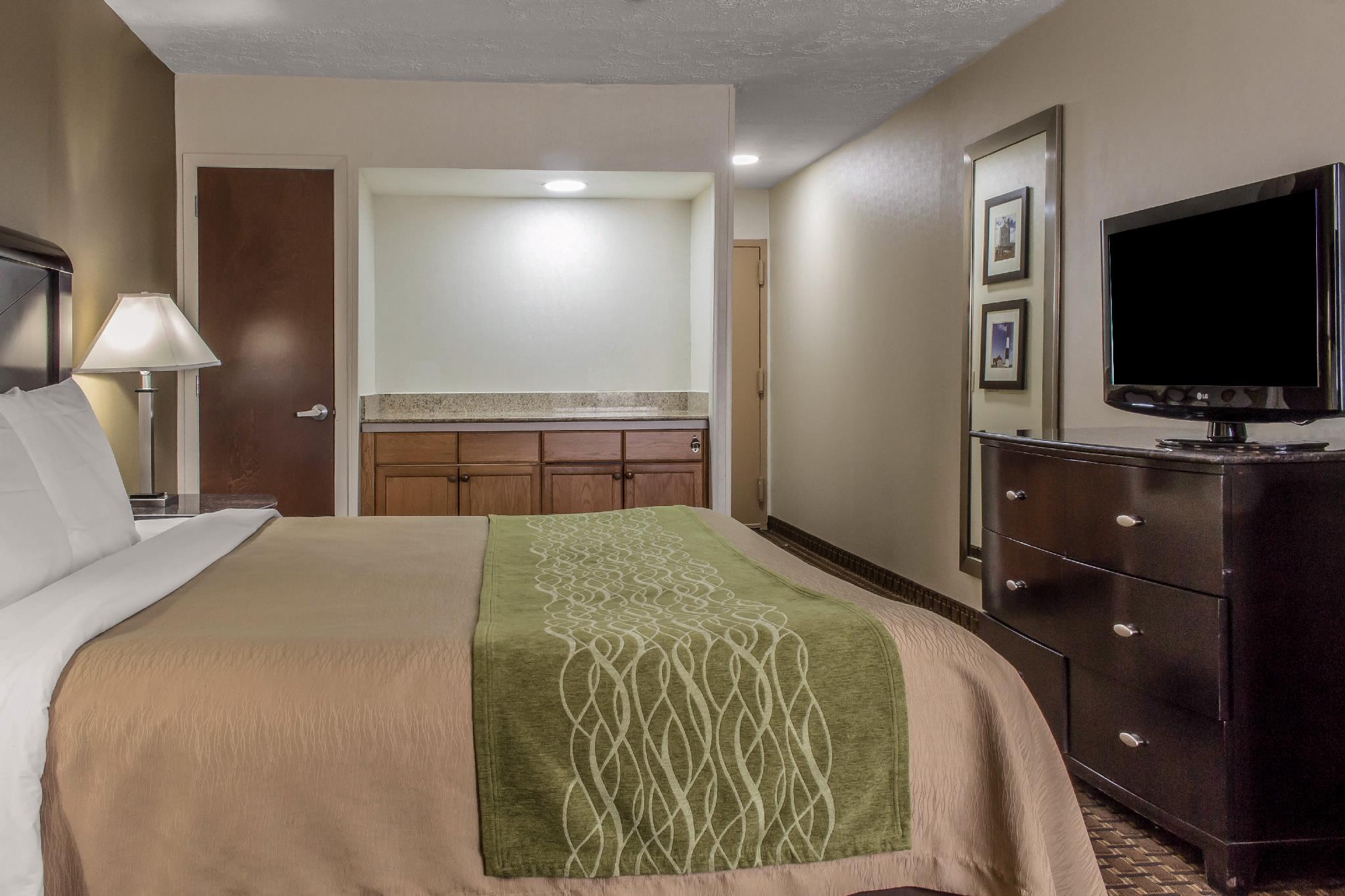 Comfort Inn Medford-Long Island Exteriör bild