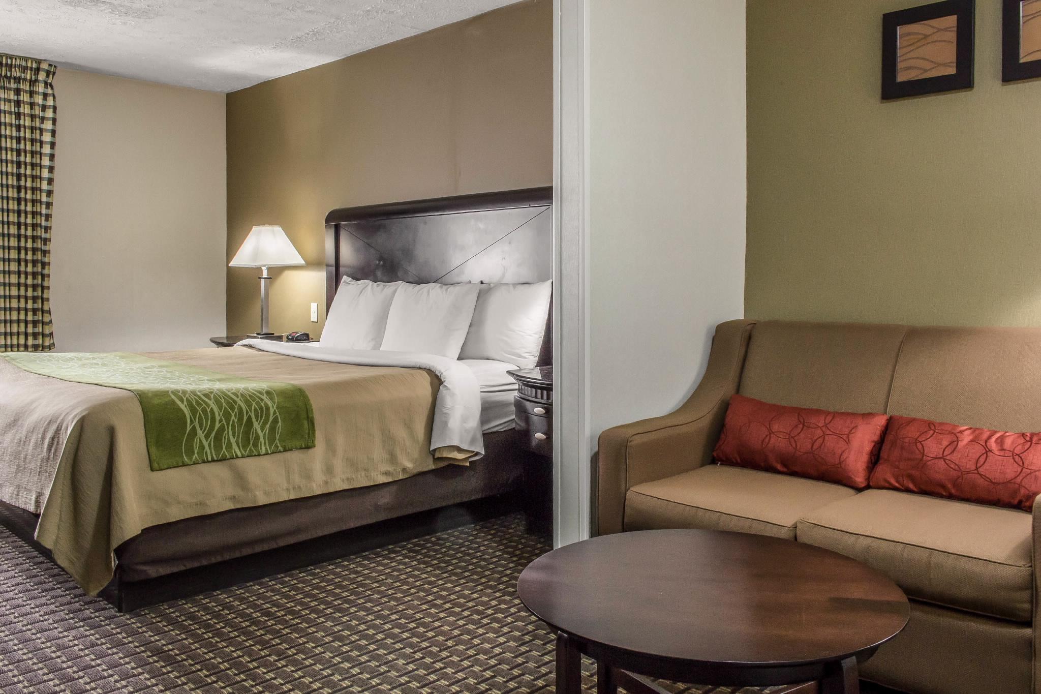 Comfort Inn Medford-Long Island Exteriör bild