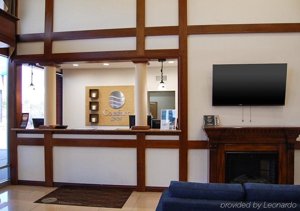 Comfort Inn Medford-Long Island Exteriör bild