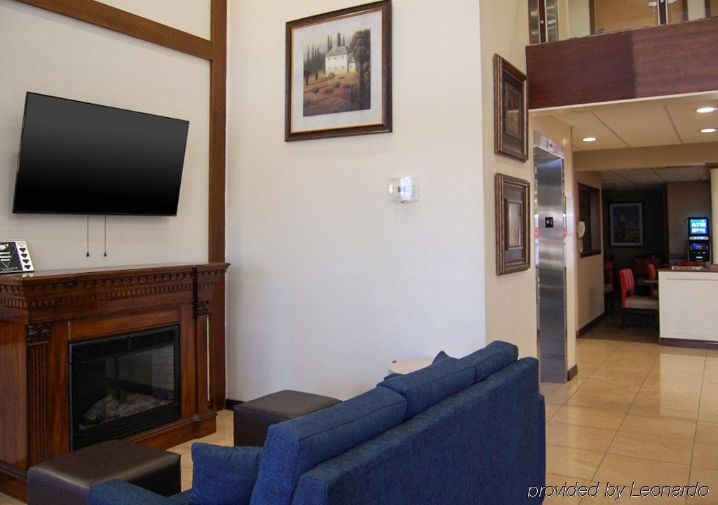 Comfort Inn Medford-Long Island Exteriör bild