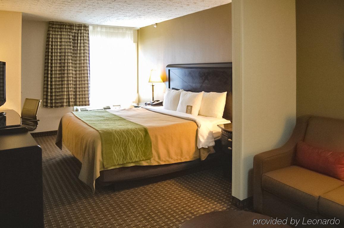 Comfort Inn Medford-Long Island Exteriör bild