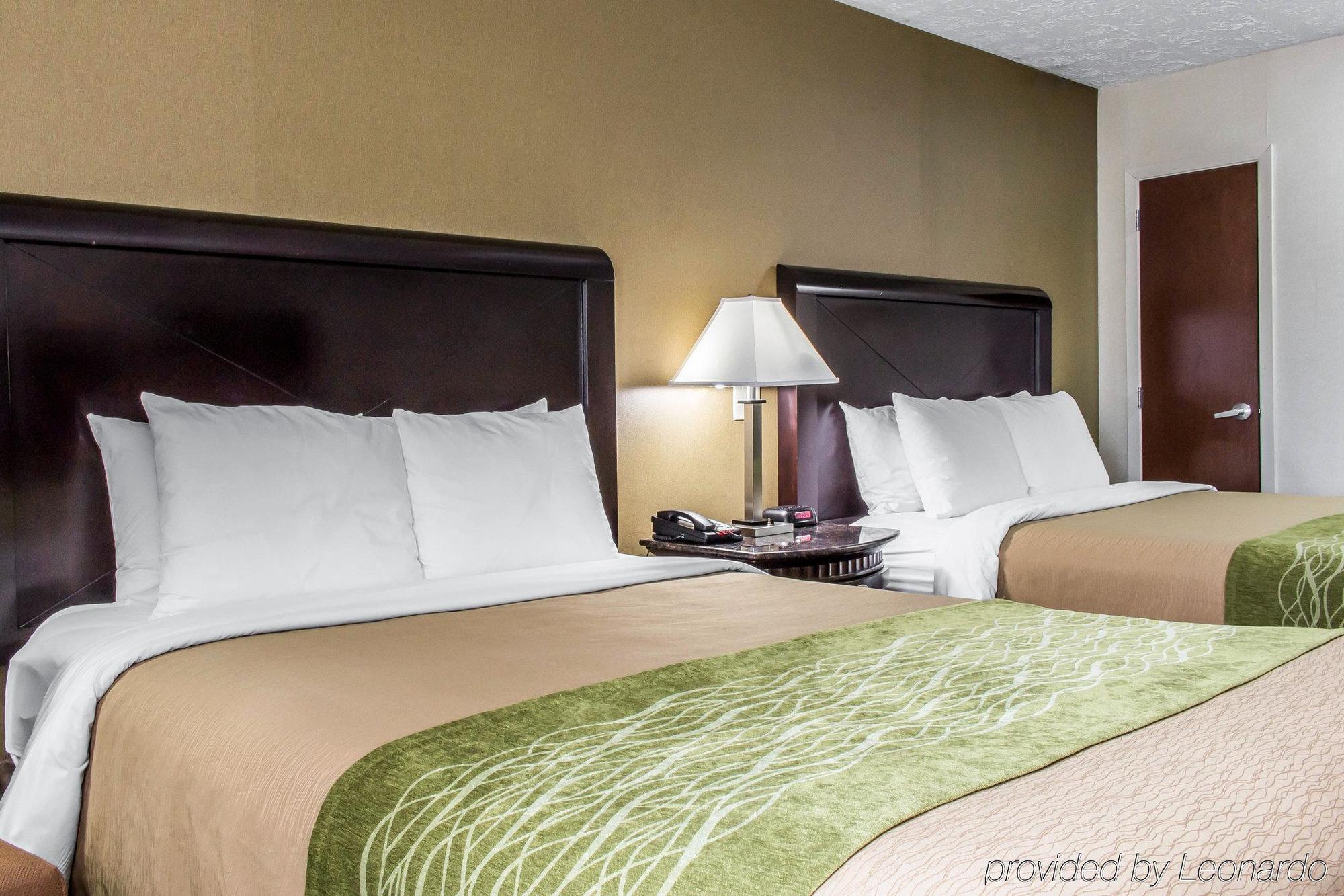 Comfort Inn Medford-Long Island Exteriör bild