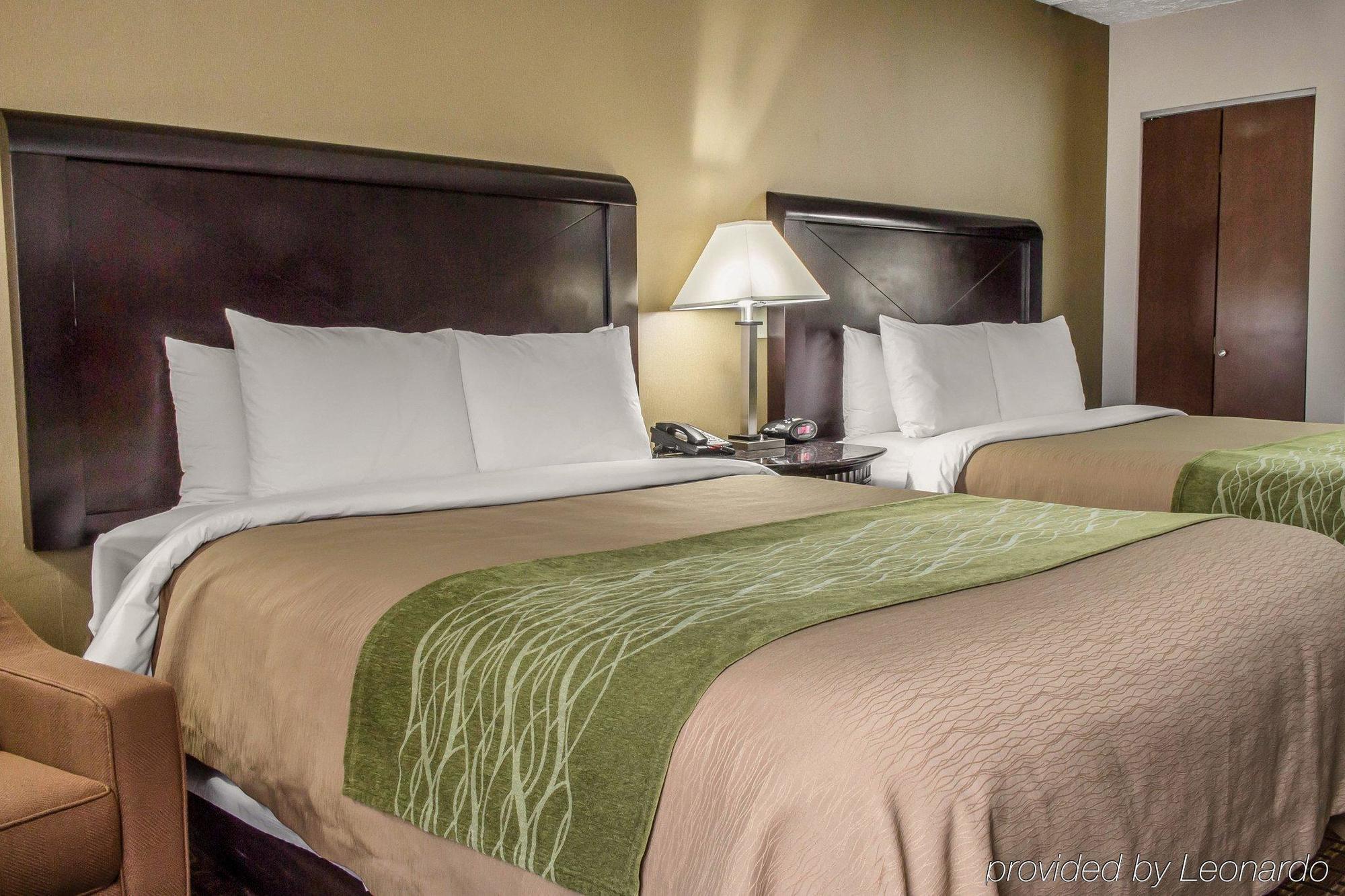 Comfort Inn Medford-Long Island Exteriör bild